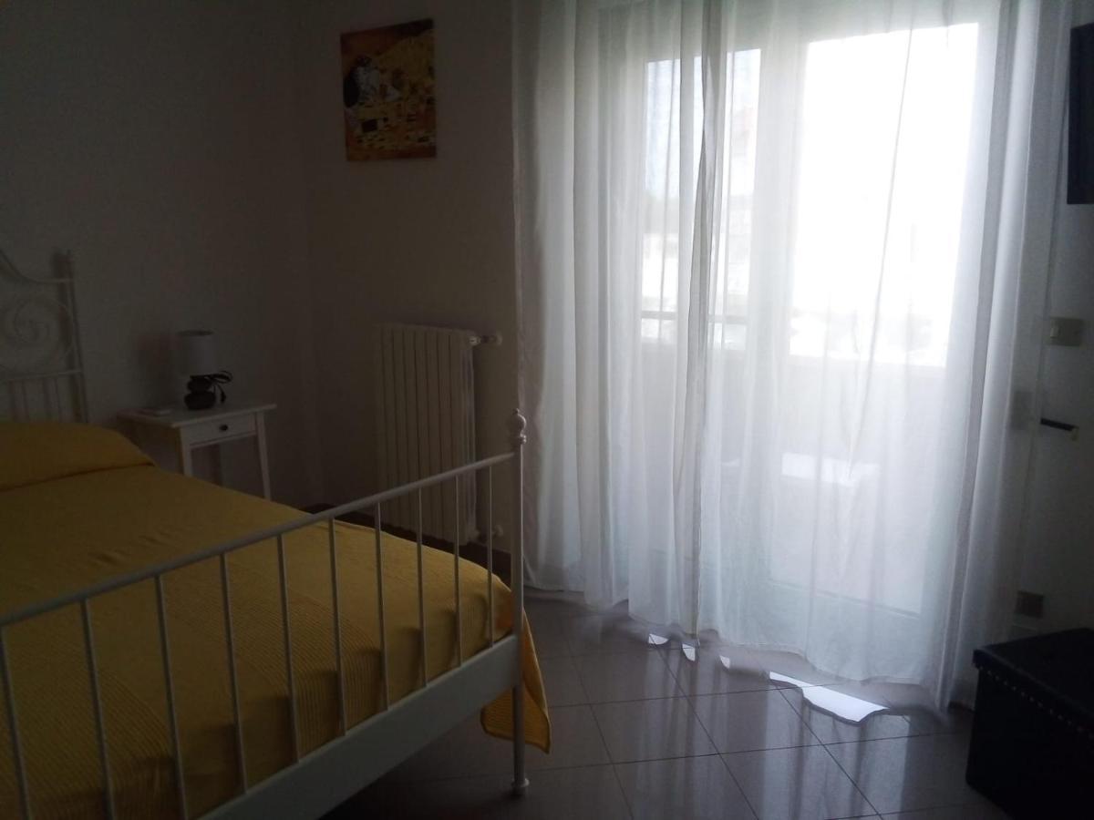 מונופולי B&B Smile מראה חיצוני תמונה